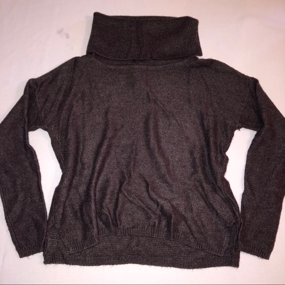 💜2/$15💜Purple Cowl Neck Sweater